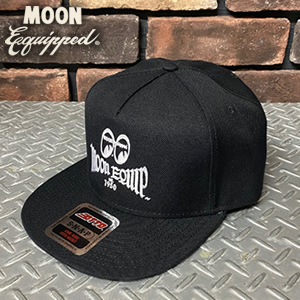 MOON Equipped Iron Cross フラット バイザー ハット